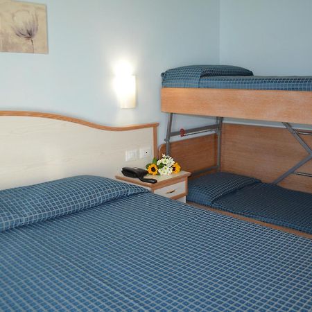 Hotel Moresco Marina dʼMarina dʼAndora Exteriér fotografie
